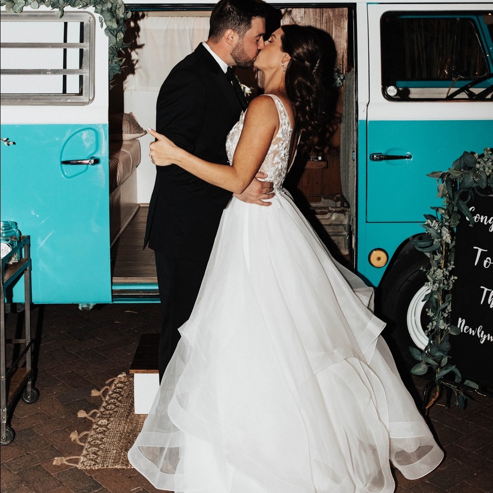 Beautiful wedding dress. Such a fun dress that will make you feel beautiful!